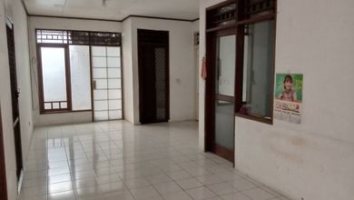 Dijual rumah duta garden 