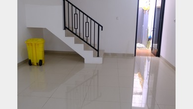 Dijual Ruko Flora Aryana Karawaci Tangerang.