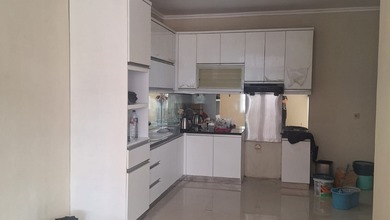 Dijual Rumah 2 Lantai di Taman Palem Lestari