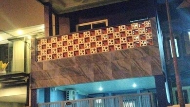 Dijual Rumah Bagus di Duta Garden 3 Lantai SHM