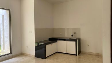 Rumah Golf Island PIK Luas 8x20 type Pine