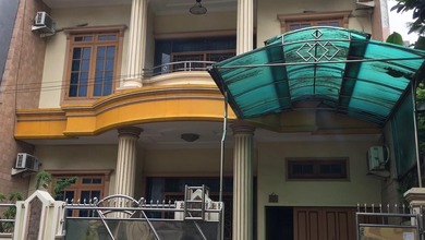 Dijual Cepat Rumah di Taman Palem Lestari. Luas 10X20m. Furnished