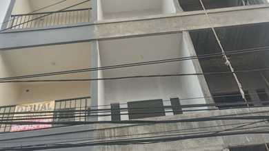 Rumah Baru di Duri Kepa, 3 Lantai