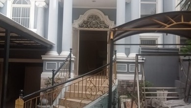 Disewakan Rumah di Elang Laut PIK. Semi Furnish