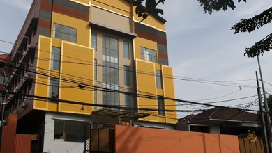 Disewa Gedung di Tomang. Lokasi Sangat Strategis