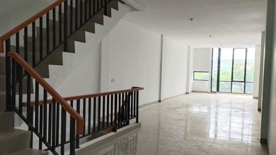 Ruko Jl. Moh. Toha Tangerang Ramai Strategia
