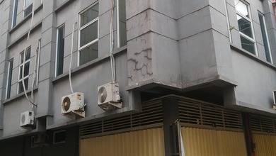 Disewakan Ruko di Teluk Gong jakarta utara. Rapih Siap Pakai