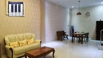 Dijual Rumah Muara Karang, 8x15, 3 Lantai