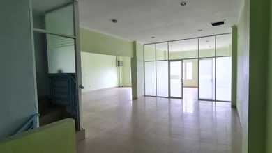 Disewakan Ruko Gandeng muara karang Raya Luas 10x15 4 Lantai