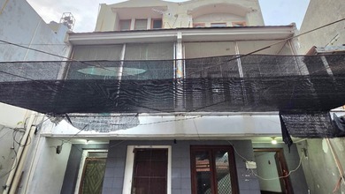 Dijual Ruko Gandeng di Mangga Besar. Luas 9X23m. Lokasi Strategis