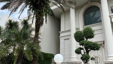 Rumah Mewah Siap Huni di Taman Resort Mediterania Pik