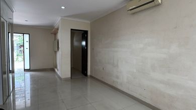 Disewakan Rumah di Casa Jardin. Luas 6X15m