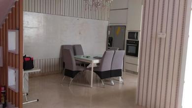 Disewakan Rumah Kayara PIK, 3 Lantai Full Furnish