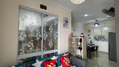 Dijual Rumah Bagus Rapih di Casa Jardin. Luas 6X15m. Furnish