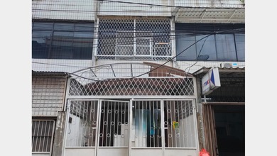 Dijual Ruko 3 Lantai di Jelambar. Lokasi Sangat Strategis