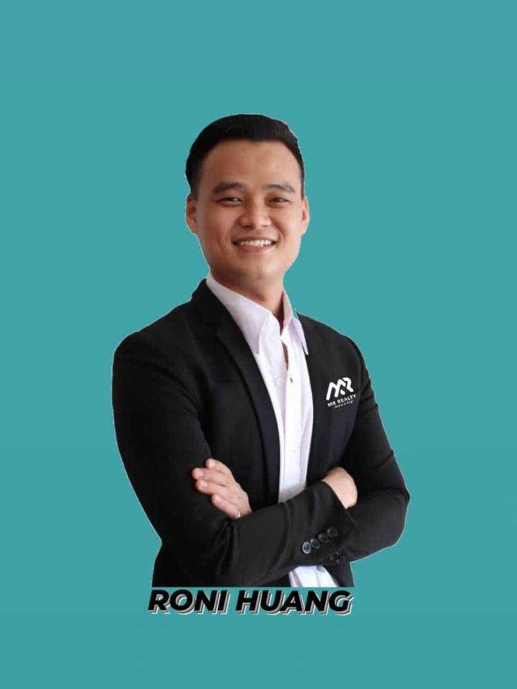 RONI HUANG | Agen Properti MR Realty