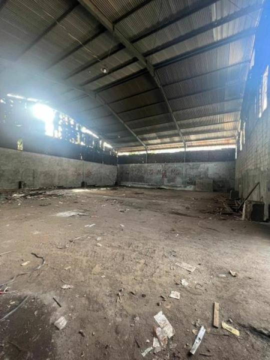 Gudang Disewakan di peternakan raya