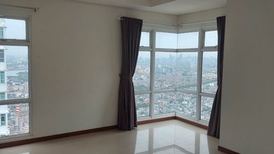 Condominium Green Bay Ukr Besar 