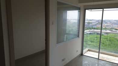 Apartemen Baru Hoek Siap Huni View Kolam Renang