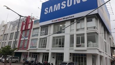 Ruko Diamond Boulevard City Park