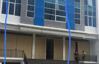 Ruko Di Pluit rapi siap pakai Luas tanah 9x25 Jakarta Utara