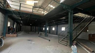 Disewakan Gudang di Peternakan