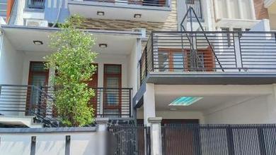 Rumah Mewah Palmerah Residence Jakarta Barat