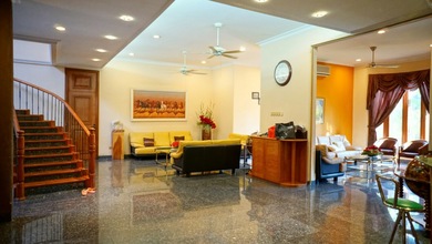 Rumah BAGUS di kawasan elite PANTAI MUTIARA