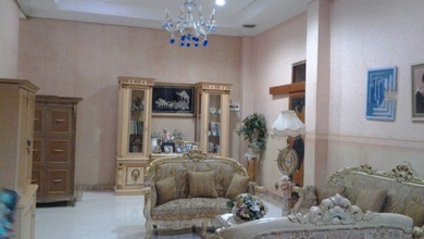 Rumah Mewah Lokasi Strategis. Tomang Jakarat barat