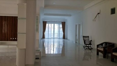 Rumah di Pantai Indah Kapuk