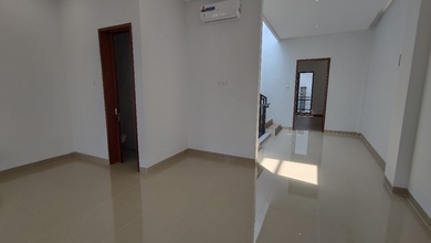 Rumah Baru Minimalis di Cideng, Jakarta Pusat