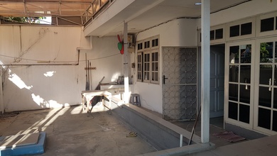 Rumah Di Pluit- Muara Karang