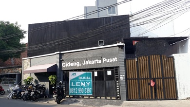 RUMAH 4,5 LANTAI DI CIDENG, JAKARTA PUSAT