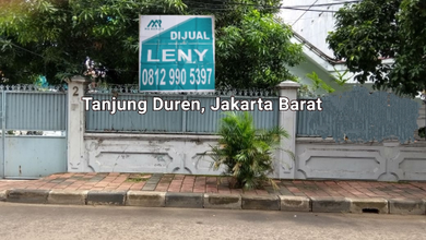 RUMAH LAMA DI TANJUNG DUREN, JAKARTA BARAT
