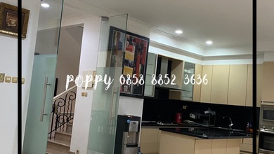 Rumah Siap Huni 3,5 Lantai. Ada Basement. Strategisda 