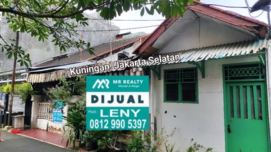 RUMAH LAMA LT 153 M2 DI KUNINGAN, JAKARTA SELATAN, HITUNG TANAH, COCOK UNTUK KOST-KOSTAN
